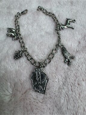 Wisconsin Silver Tone Charm Bracelet with Animal & Pinecone Charms
